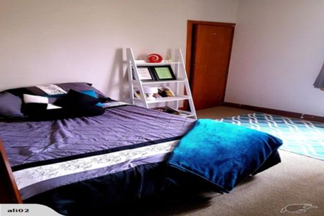 Photo of property in 30 Burns Avenue, Takaro, Palmerston North, 4412