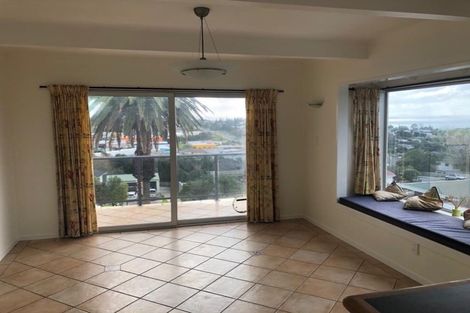 Photo of property in 3 Moera Place, Stanmore Bay, Whangaparaoa, 0932