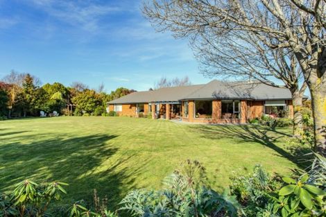 Photo of property in 4 Cedar Place, Amberley, 7410