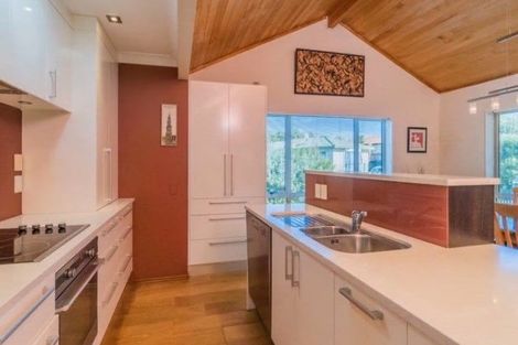 Photo of property in 21 Chieftain Rise, Goodwood Heights, Auckland, 2105