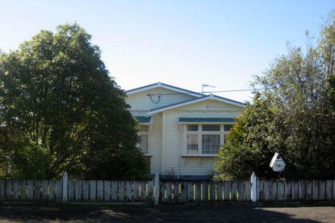 Photo of property in 10 Davy Street, Carterton, 5713