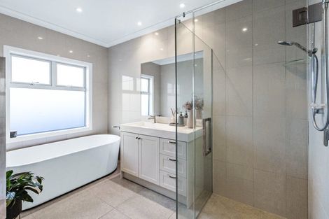 Photo of property in 23a Pembroke Street, Taradale, Napier, 4112