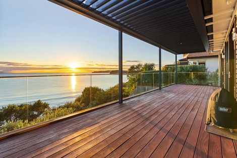 Photo of property in 236 Vipond Road, Stanmore Bay, Whangaparaoa, 0932