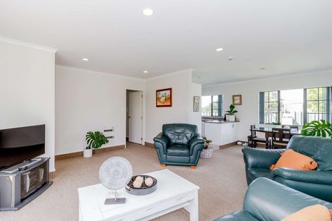 Photo of property in 1/2 Spriggs Crescent, Greenmeadows, Napier, 4112