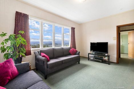 Photo of property in 21 Dunedin Terrace, Melrose, Wellington, 6023