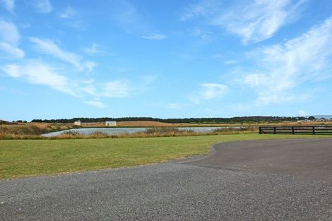 Photo of property in 10 Carex Grove, Foxton Beach, Foxton, 4815