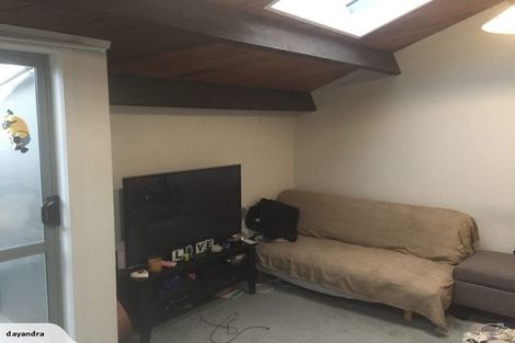 Photo of property in Metro Apartments, 16/220 Thorndon Quay, Pipitea, Wellington, 6011