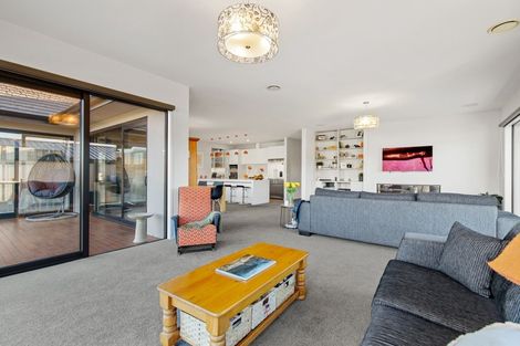 Photo of property in 28 De Bettencor Place, Mount Pisa, Cromwell, 9383