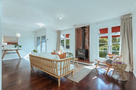 Photo of property in 162 Victoria Avenue, Hokowhitu, Palmerston North, 4410