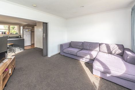 Photo of property in 19 Selwyn Crescent, College Estate, Whanganui, 4500