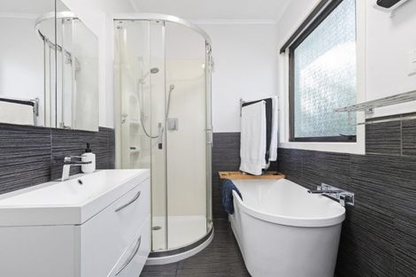 Photo of property in 11b Gelling Road, Ararimu, Papakura, 2583