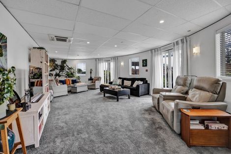 Photo of property in Headlands Opunake, 32 Fox Street, Opunake, 4616