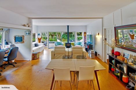 Photo of property in 54 Beach Valley Road, Piha, New Lynn, 0772