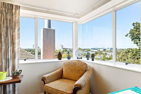 Photo of property in 19 Belmont Terrace, Milford, Auckland, 0620