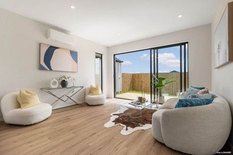 Photo of property in 12 Horokaka Street, Massey, 0614