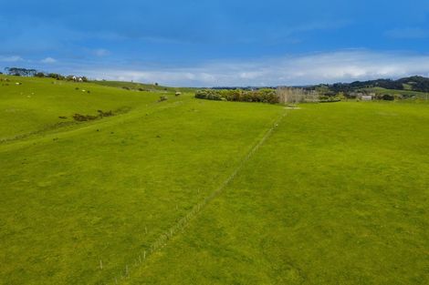 Photo of property in 905 Old North Road, Waimauku, 0882