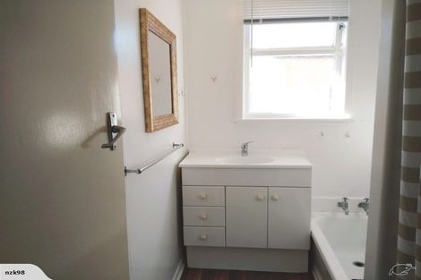 Photo of property in 3 Armagh Street, Levin, 5510