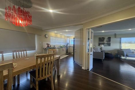 Photo of property in 2/18 Stanley Avenue, Milford, Auckland, 0620