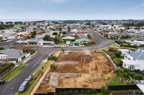 Photo of property in 16 Dartmoor Avenue, Westown, New Plymouth, 4310