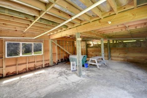 Photo of property in 20 Bayne Terrace, Macandrew Bay, Dunedin, 9014