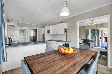 Photo of property in 44 Oberon Street, Stratford, 4332