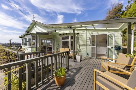 Photo of property in 22 Shandon Street, Roseneath, Port Chalmers, 9023