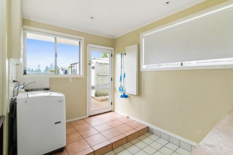 Photo of property in 10 Regent Street, Springfield, Rotorua, 3015