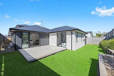 Photo of property in 13b Arahi Place, Rototuna North, Hamilton, 3210