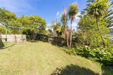 Photo of property in 2/77 Stanley Road, Glenfield, Auckland, 0629