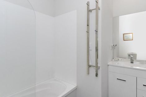 Photo of property in 31 Reynolds Place, Papamoa Beach, Papamoa, 3118