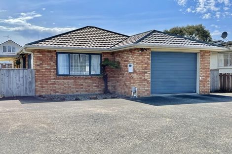 Photo of property in 17 Phar Lap Grove, Trentham, Upper Hutt, 5018