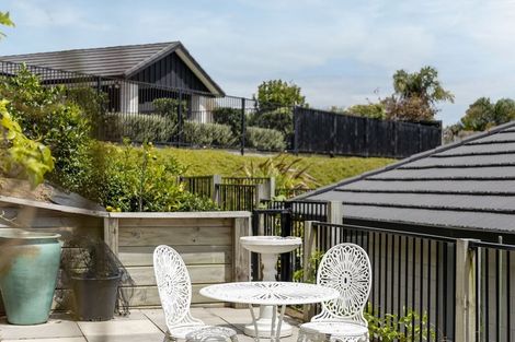 Photo of property in 13 Shoreview Close, Omokoroa, 3114