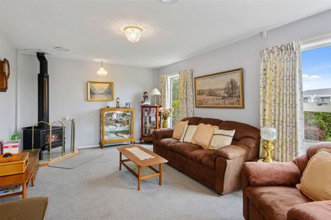 Photo of property in 12 Springmead Place, Hornby, Christchurch, 8042