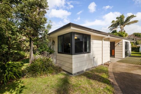 Photo of property in 4 Marina Way, Athenree, Katikati, 3177