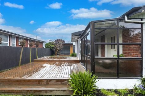 Photo of property in 1/1 Greers Road, Ilam, Christchurch, 8041