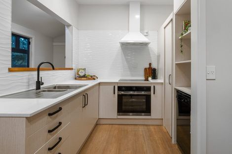 Photo of property in 42 Dominion Avenue, Spreydon, Christchurch, 8024