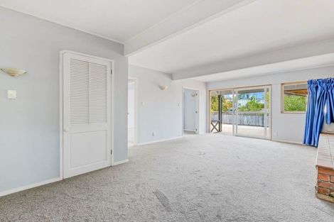 Photo of property in 33 Meadowvale Avenue, Forrest Hill, Auckland, 0620