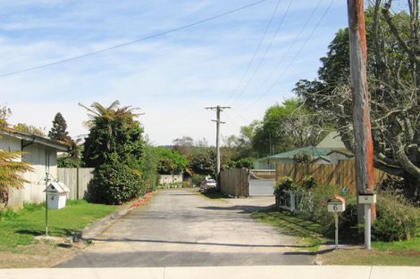 Photo of property in 4 Jarmey Place, Mangakakahi, Rotorua, 3015