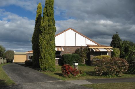 Photo of property in 27 Kauri Place, Tairua, 3508