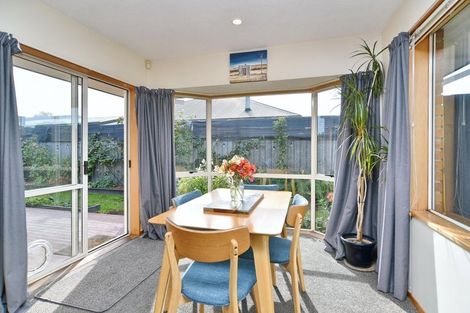 Photo of property in 5 Rossiter Avenue, Redwood, Christchurch, 8051