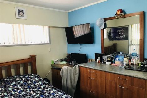 Photo of property in 5 Lendenfeld Drive, Papatoetoe, Auckland, 2025