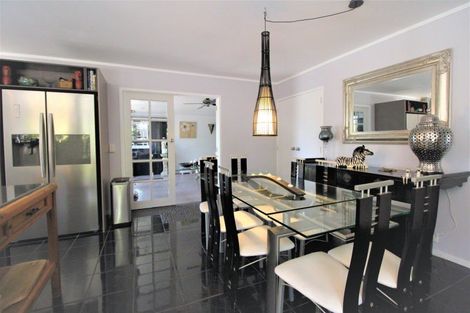 Photo of property in 137 The Fairway, Matarangi, Whitianga, 3592