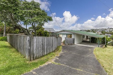 Photo of property in 233 Vipond Road, Stanmore Bay, Whangaparaoa, 0932