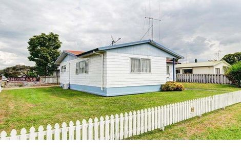 Photo of property in 383 Kahikatea Drive, Dinsdale, Hamilton, 3204