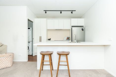 Photo of property in 59 Sandwich Road, St Andrews, Hamilton, 3200