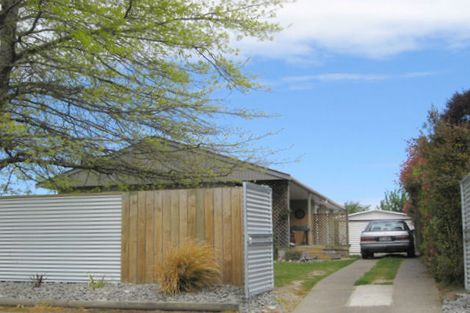 Photo of property in 27 Petries Road, Woodend, 7610