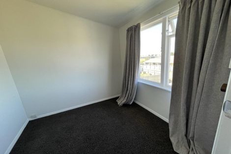 Photo of property in 8 Matipo Street, Castlecliff, Whanganui, 4501