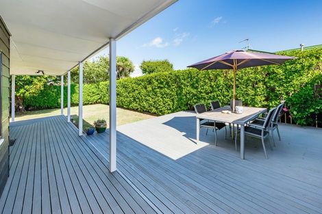 Photo of property in 11 Sunburst Court, Paraparaumu Beach, Paraparaumu, 5032