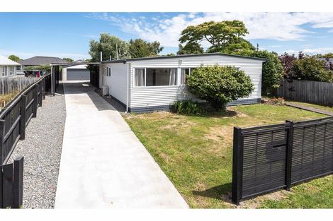 Photo of property in 15 Bronwyn Street, Mairehau, Christchurch, 8052