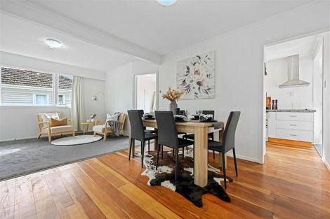 Photo of property in 5 Sutton Crescent, Hillcrest, Hamilton, 3216